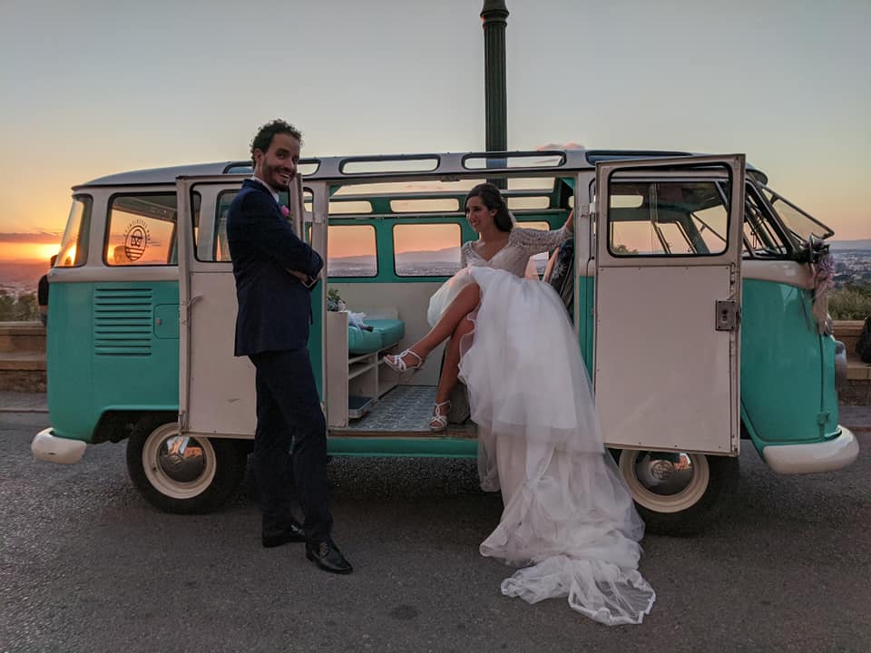 celebración de boda con furgoneta clásica alquilada murcia